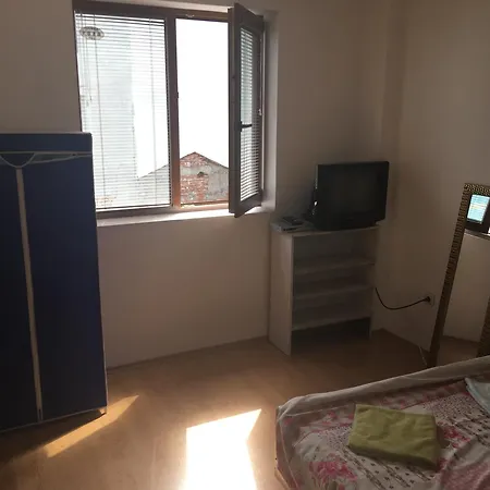 Guest House The House